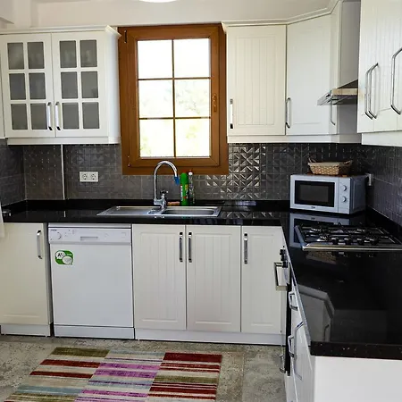Oludeniz - 4+1 Muhafazakar Villa