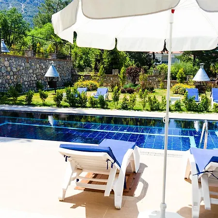Oludeniz - 4+1 Muhafazakar Villa